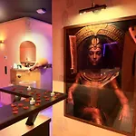 Le Secret De Cléopâtre, De Luxe Avec Jacuzzi Et Pièce Secrète Scheibenhard