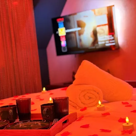 Le Secret De Cleopatre, De Luxe Avec Jacuzzi Et Piece Secrete Appartement *