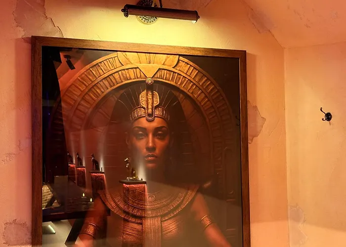 Le Secret De Cleopatre, De Luxe Avec Jacuzzi Et Piece Secrete Appartement Scheibenhard