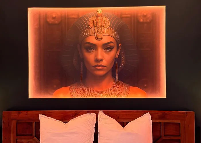 Le Secret De Cleopatre, De Luxe Avec Jacuzzi Et Piece Secrete Scheibenhard