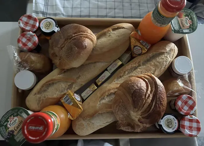 Appartement Le Secret De Cleopatre, De Luxe Avec Jacuzzi Et Piece Secrete